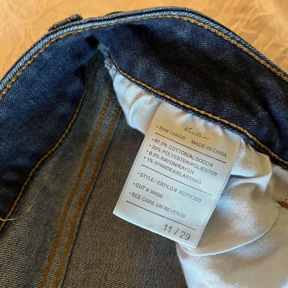 KanCan high waist skinny jeans size 11, no holes, or stains - Picture 5 of 5